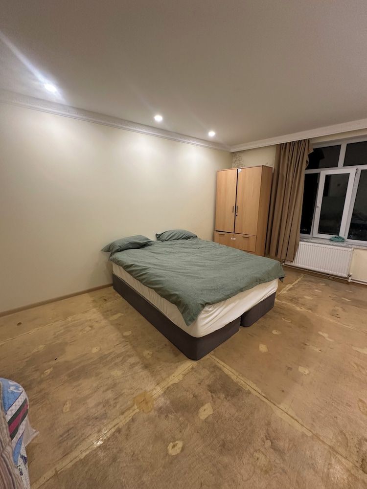 Rova Hotel/Hostel Basic Double or Twin Room 29