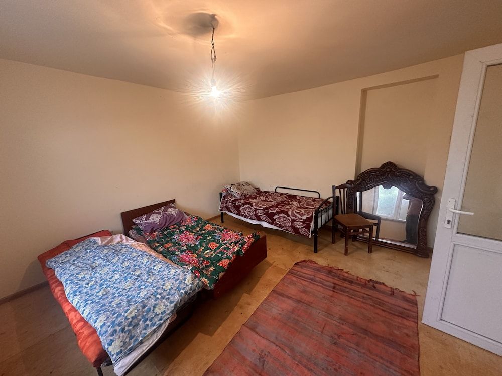 Rova Hotel/Hostel Basic Double or Twin Room 6