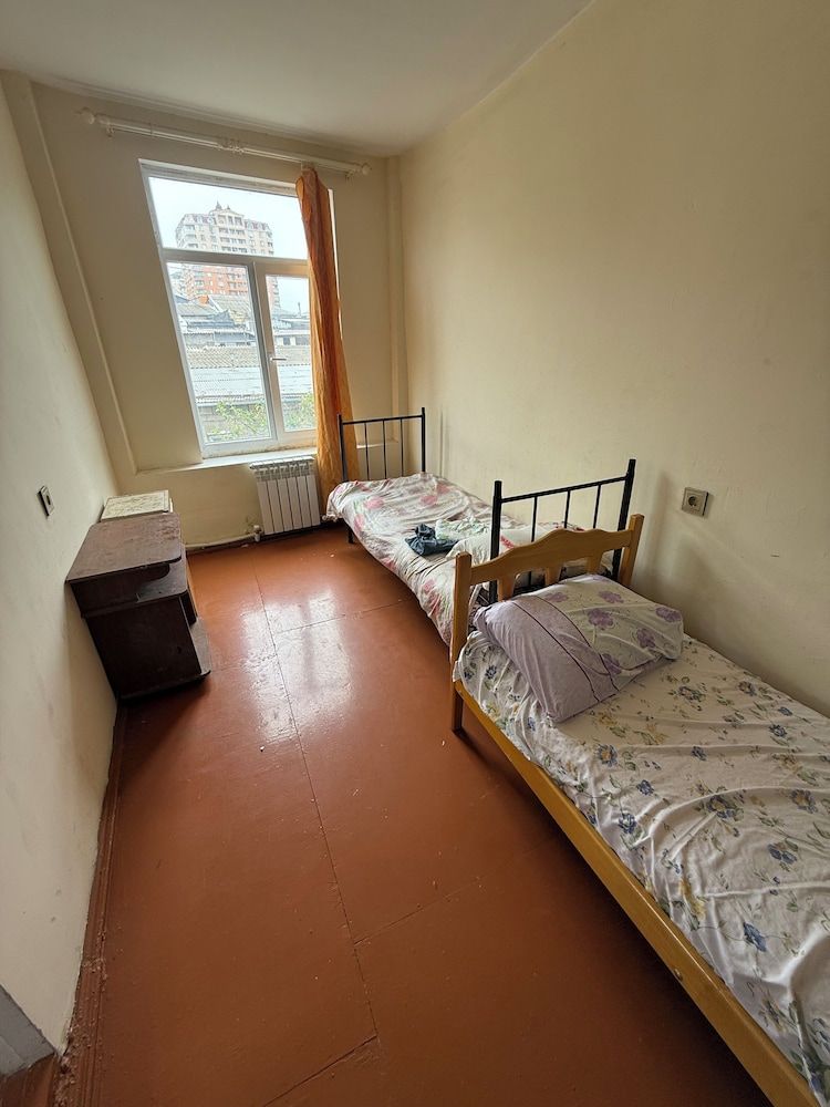 Rova Hotel/Hostel Economy Shared Dormitory, Multiple Beds, Non Smoking, Garden Area 14