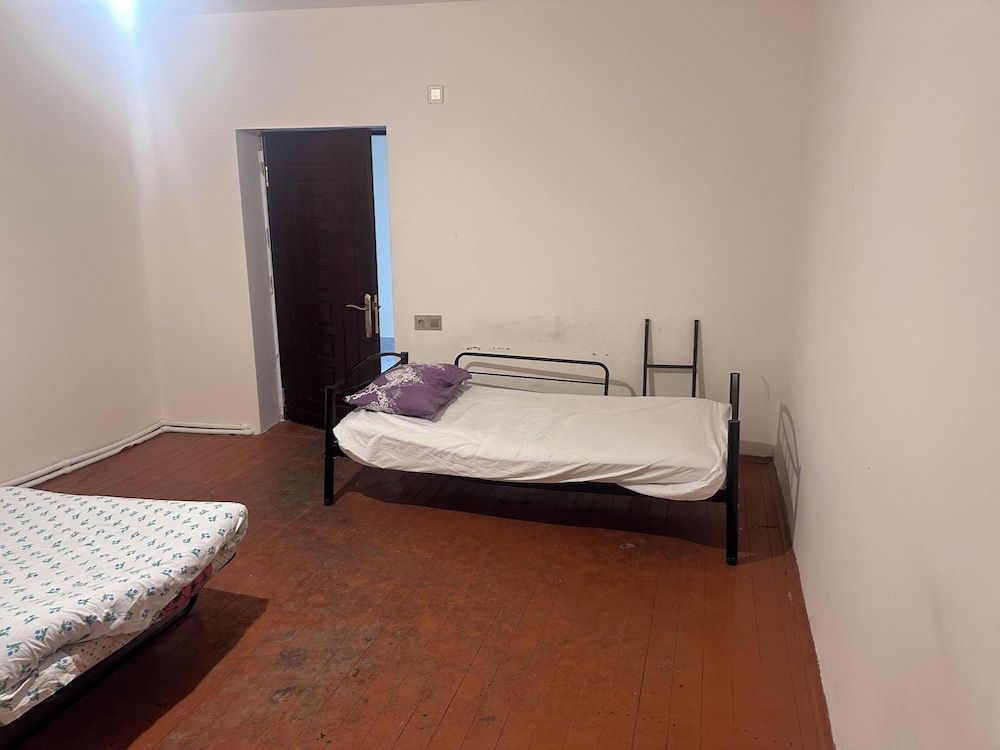 Rova Hotel/Hostel Economy Shared Dormitory, Multiple Beds, Non Smoking, Garden Area 16