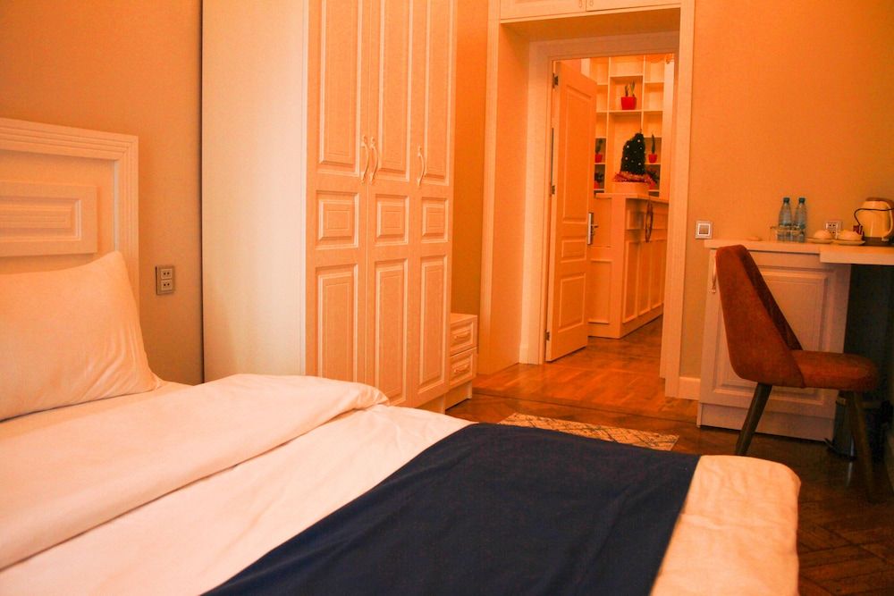 undefined Citadel Boutique Hotel 3