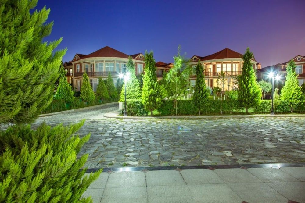 Golden Moon Baku Standard Double Room 11