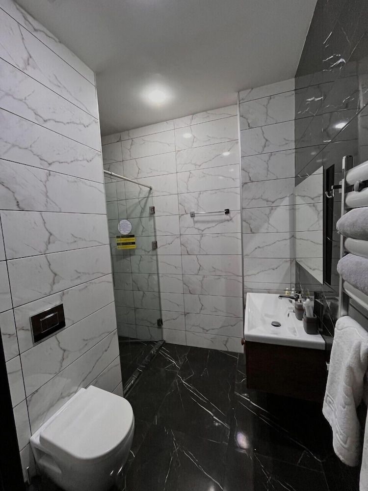 Hillmond Hotel Baku Standard Double Room 3