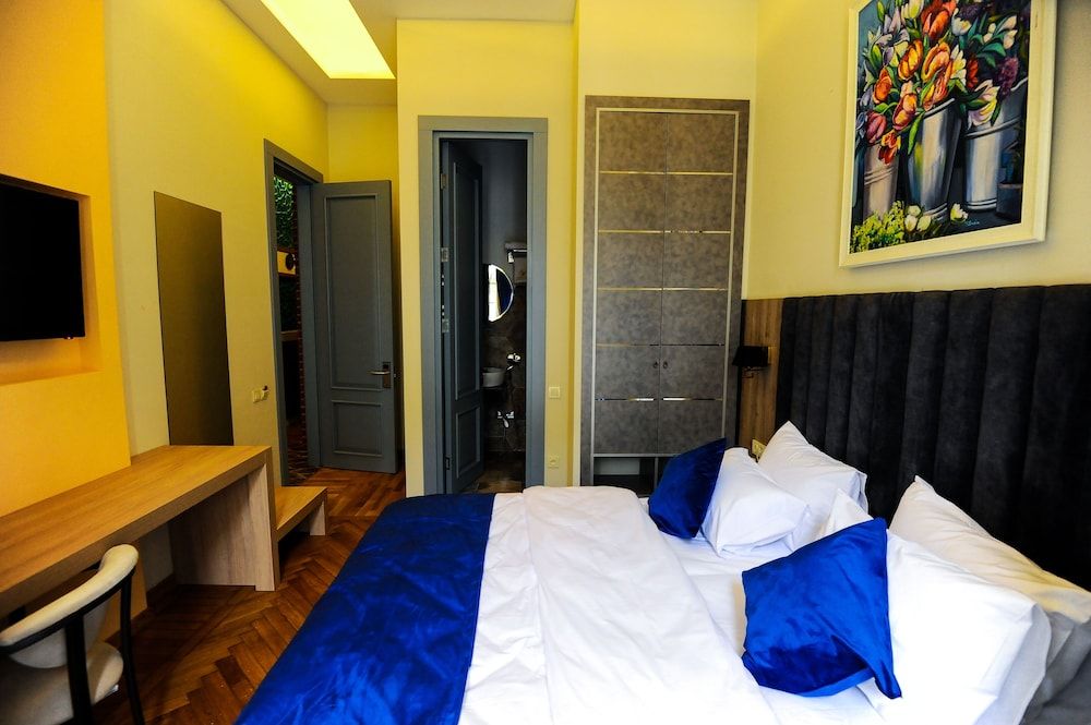 undefined Renaissance Boutique Hotel 6