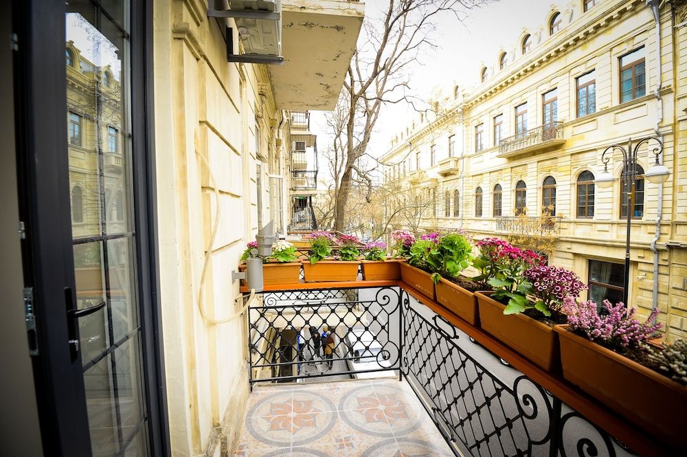 undefined Renaissance Boutique Hotel 7