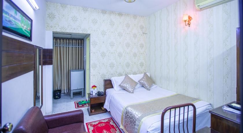 Sel Nibash Hotel & Serviced Apartments Deluxe Double Room 3