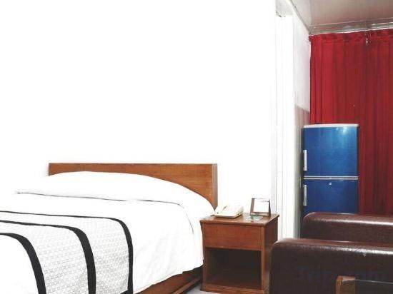 Sel Nibash Hotel & Serviced Apartments Deluxe Double Room
