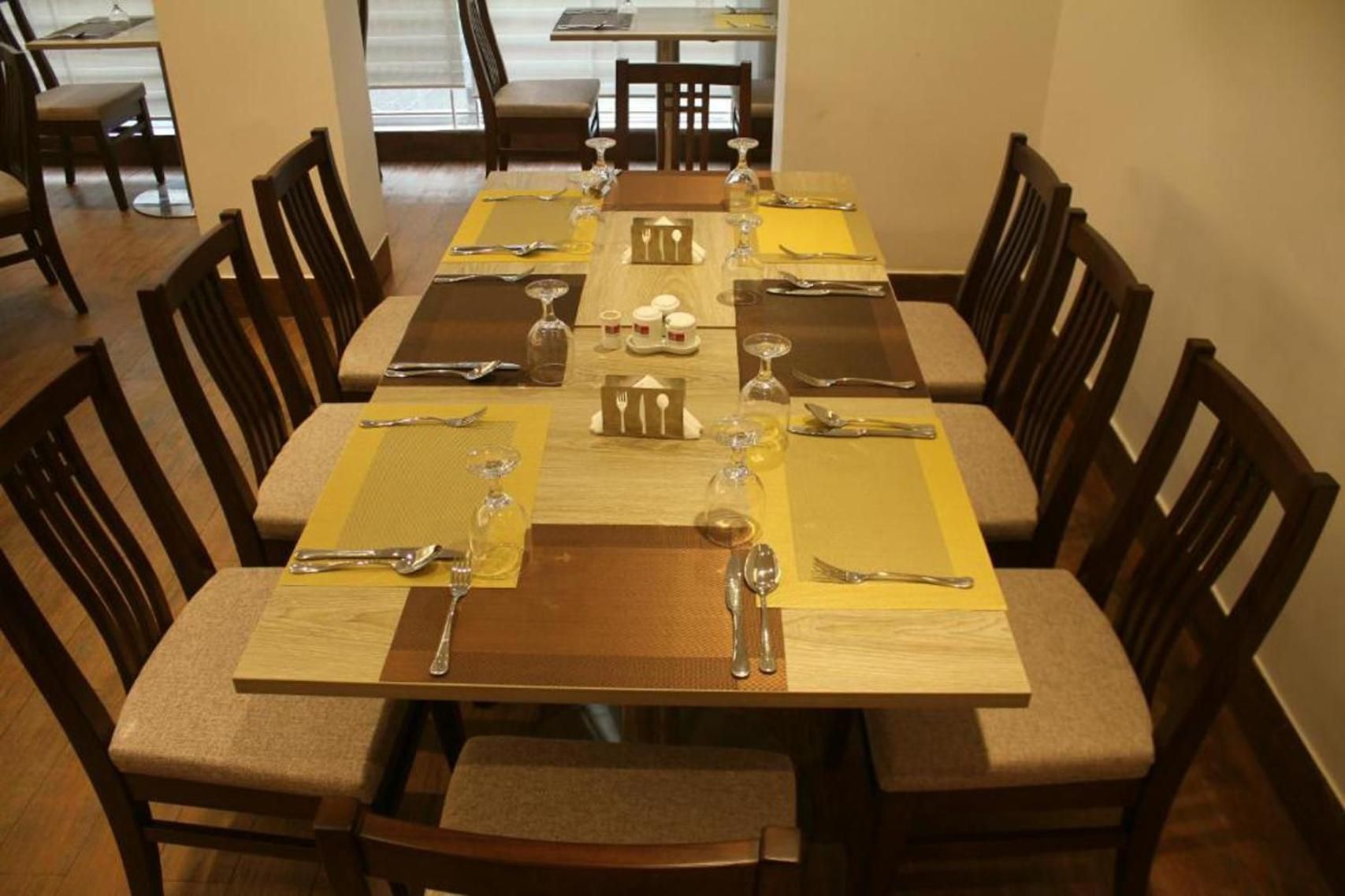 undefined Priyo Nibash Stylish Residential Hotel 5