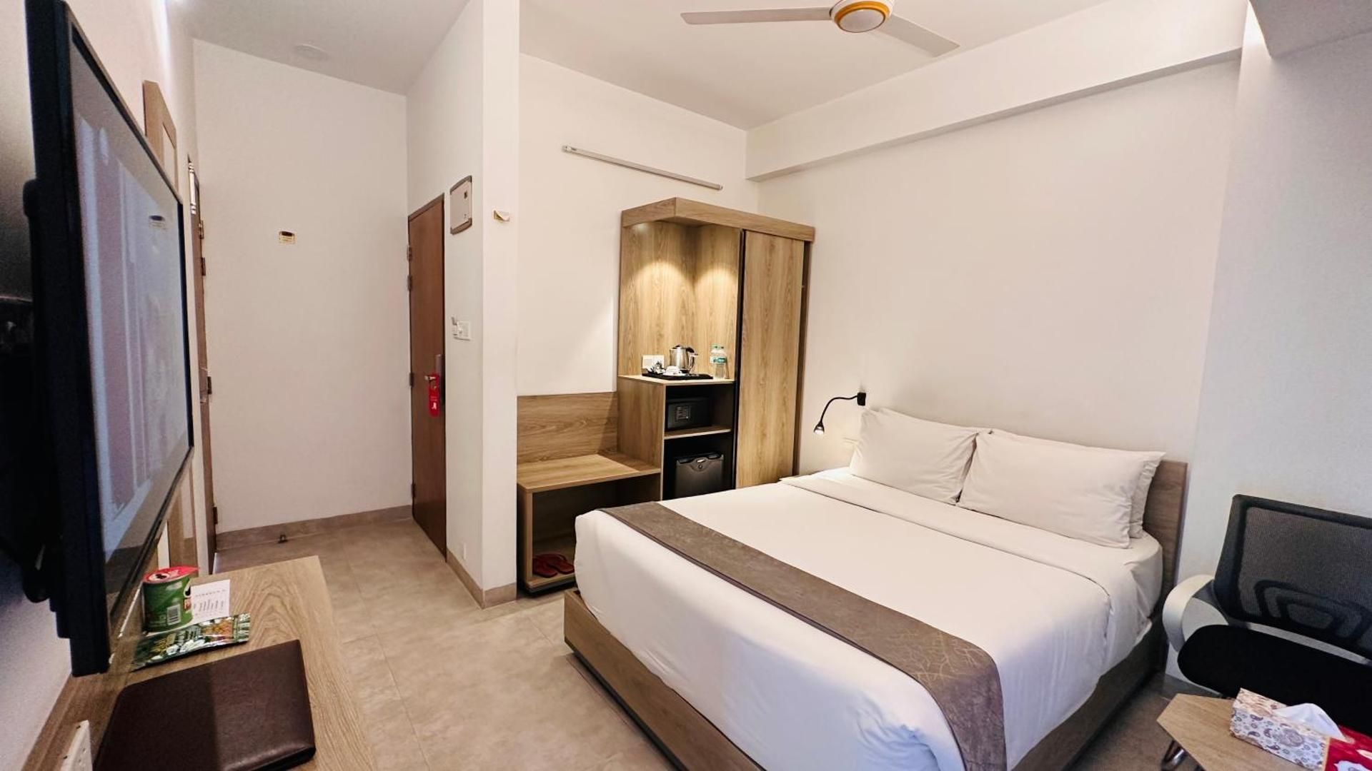 undefined Priyo Nibash Stylish Residential Hotel 3