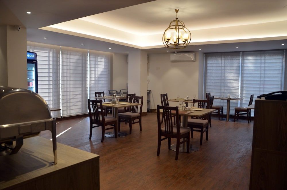 undefined Priyo Nibash Stylish Residential Hotel 7