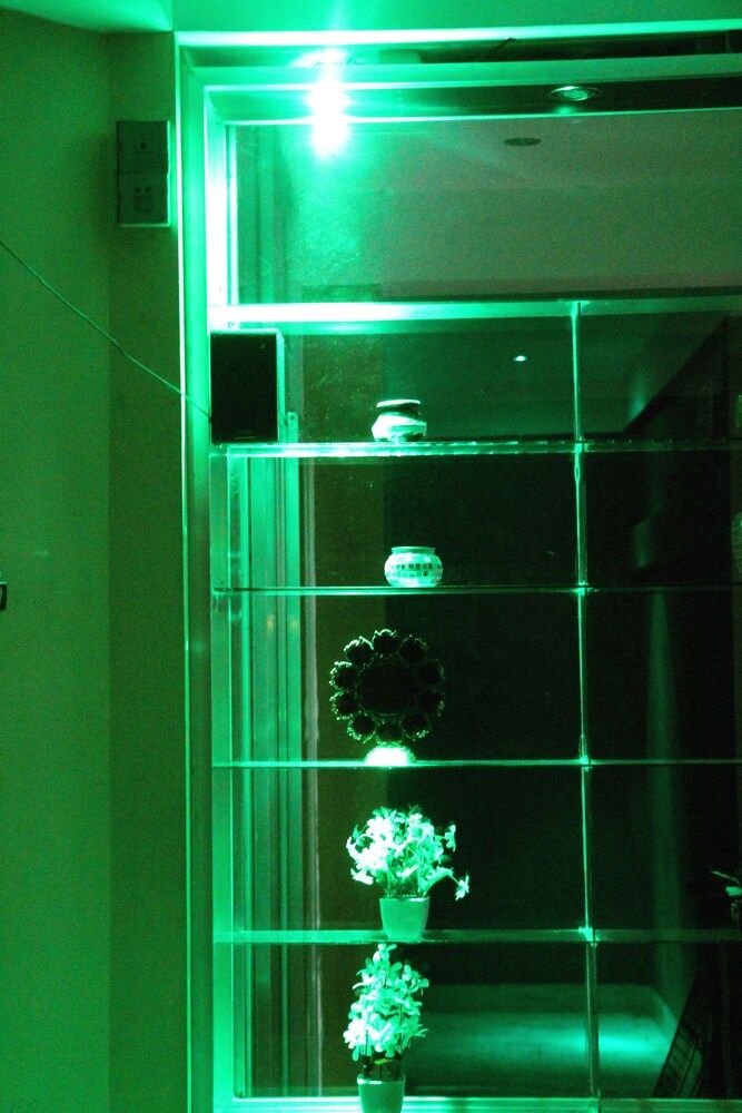 Tony's Place Superior Room, Multiple Beds, Accessible, Smoking 4