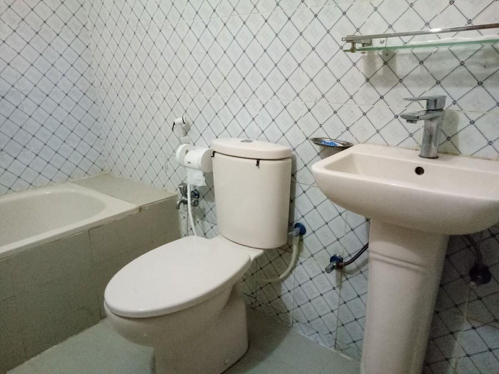 Hill Town Residence Deluxe Double or Twin Room 4