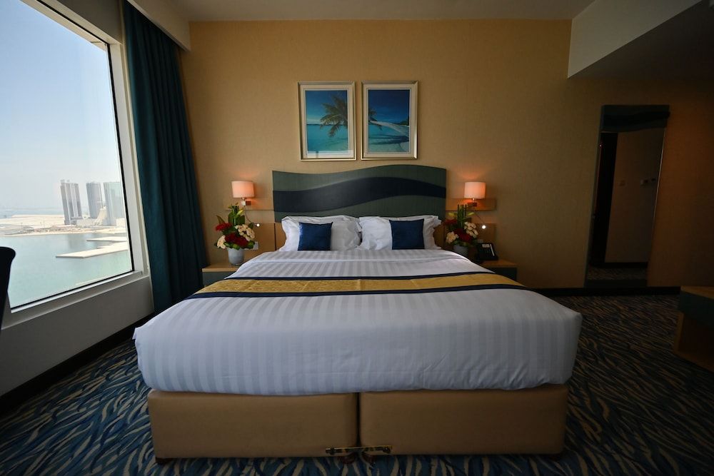Harbour Suites Hotel from Holiday Gulf Hotel Deluxe Double Room, City View
