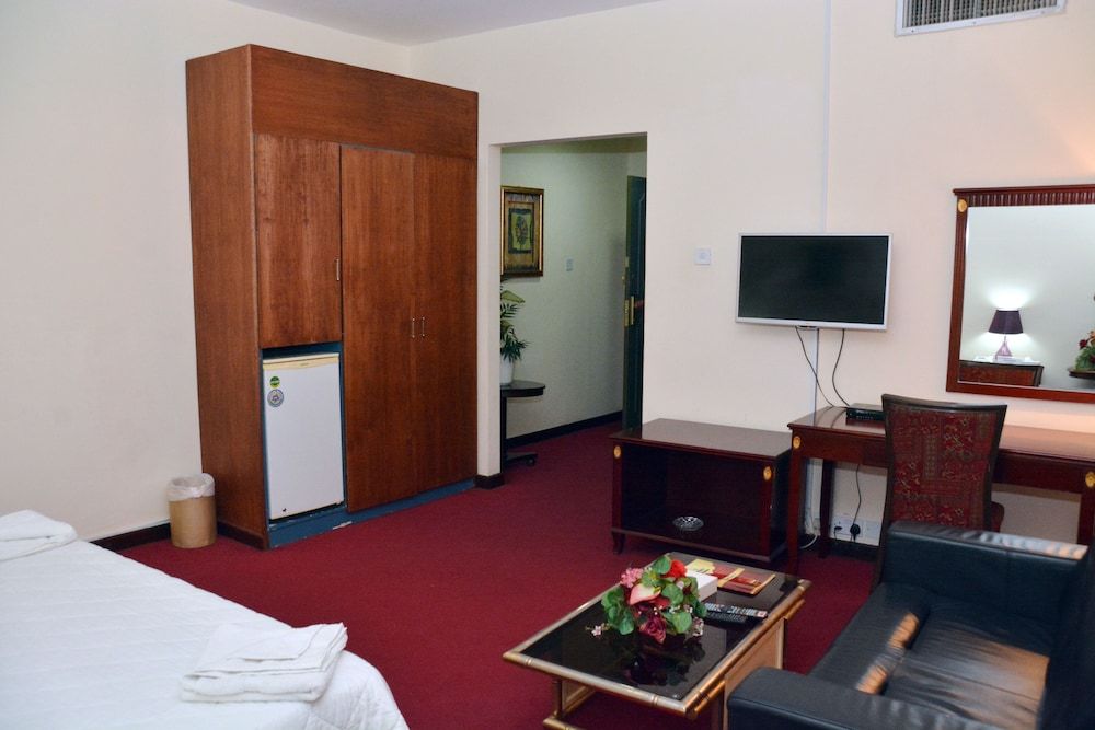 undefined Aradous Hotel 3