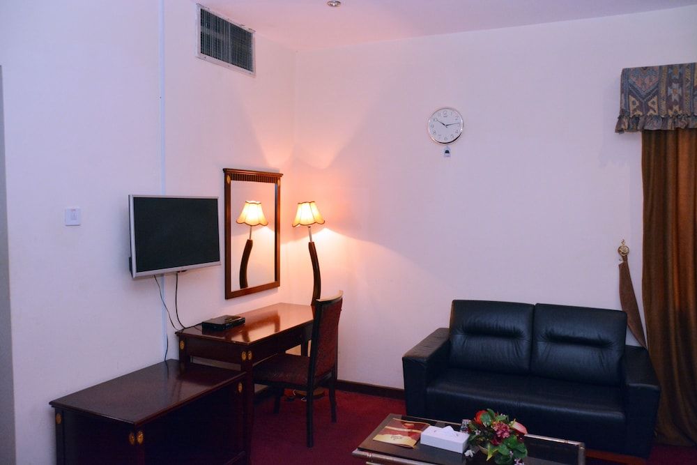 undefined Aradous Hotel 9