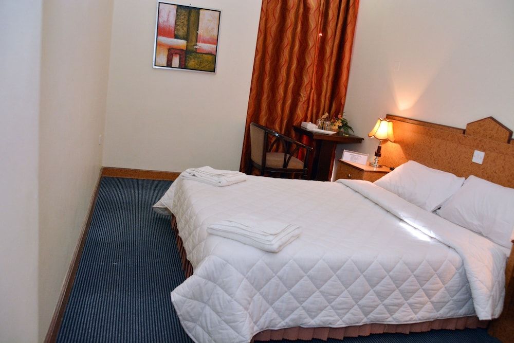 undefined Aradous Hotel 4