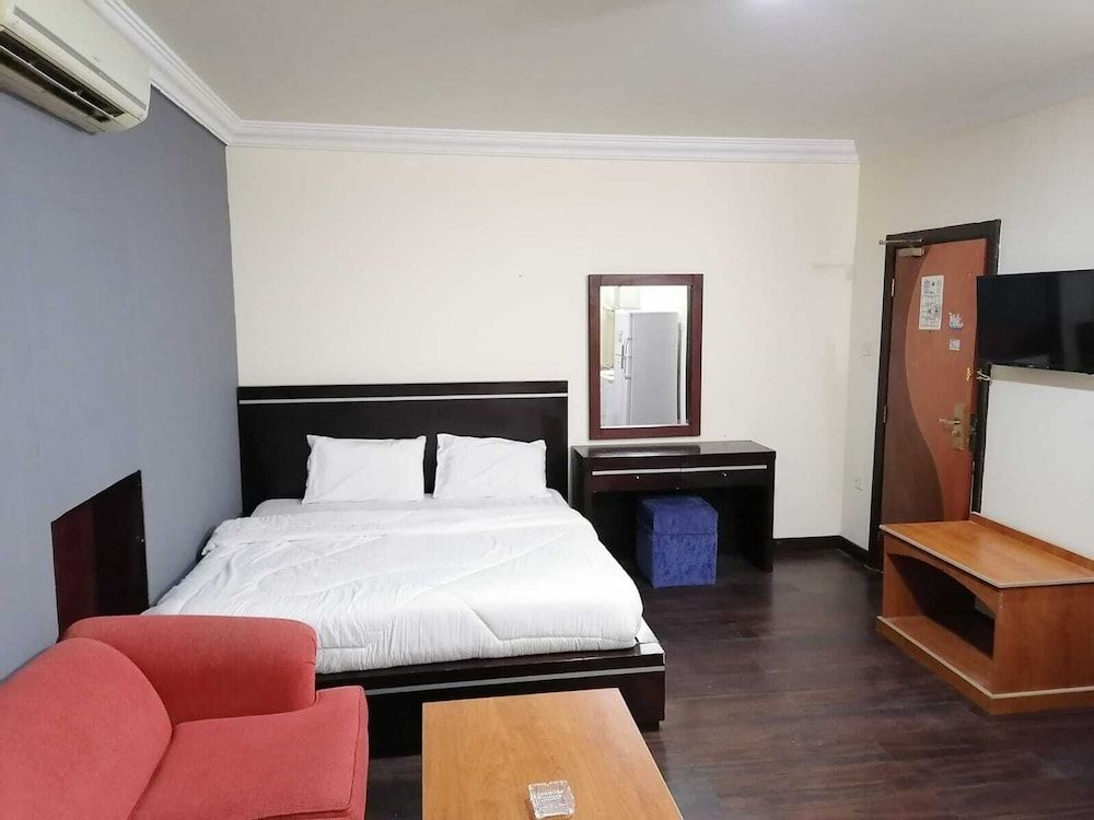 undefined Carawan Plaza Hotel 2