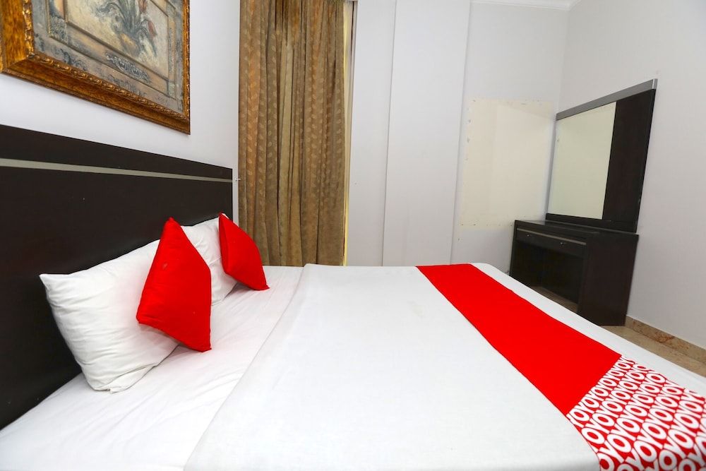 OYO 117 Al Jabriya Suites Apartment, 2 Bedrooms 6