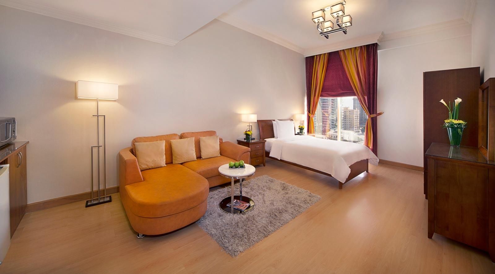 undefined Al Safir Hotel & Tower 8