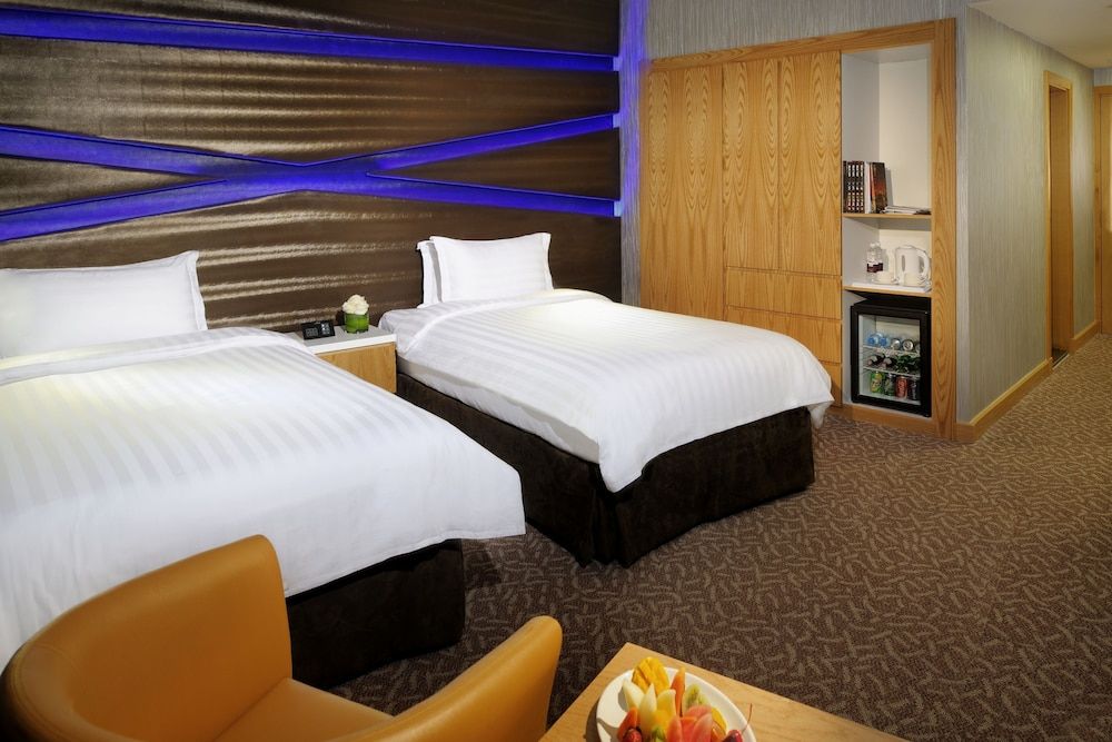 undefined Al Safir Hotel & Tower