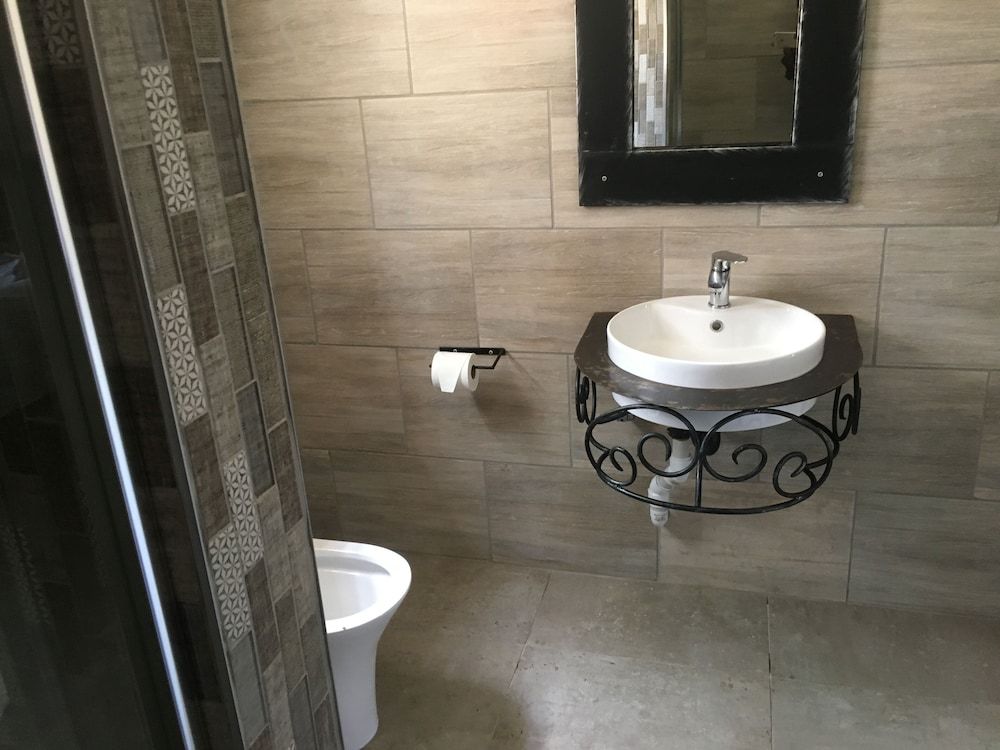 Parkview Hotel Standard Room, 1 Bedroom 4