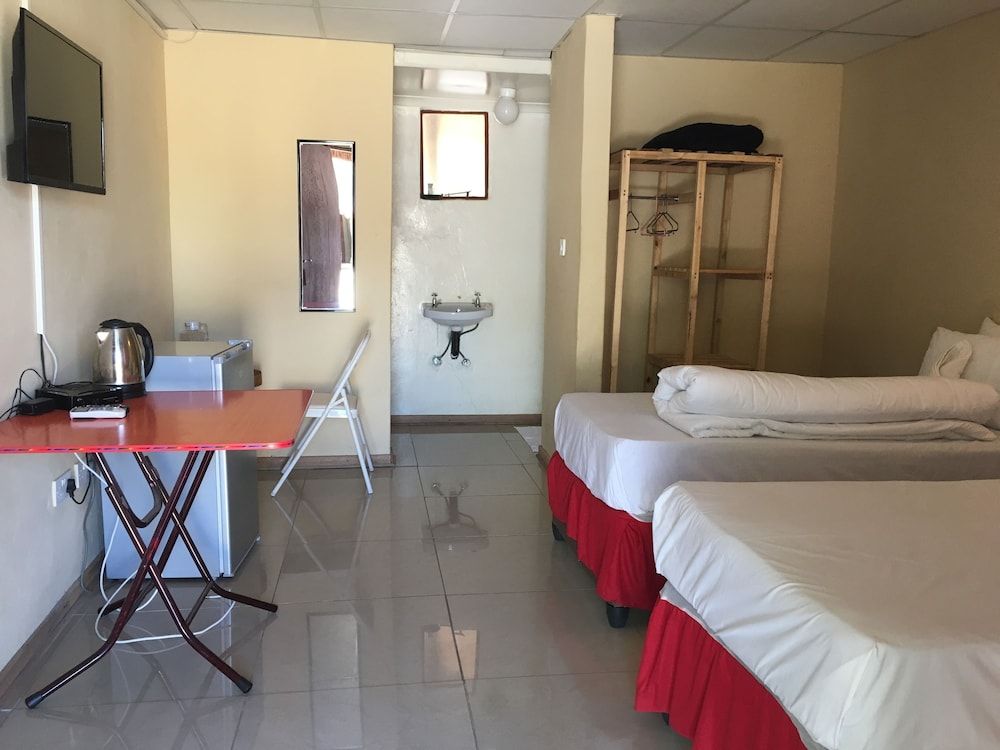 Athoma Guest House Standard Twin Room 2