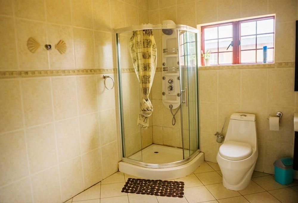 Blomsbed Inn Standard Double Room 8