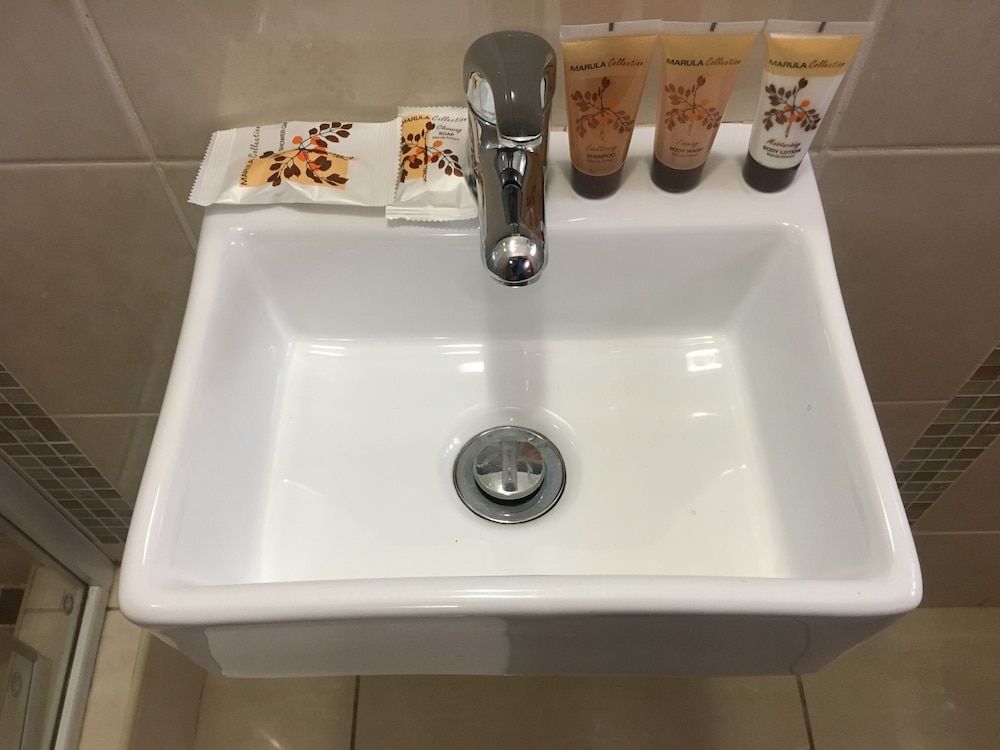 Blomsbed Inn Standard Double Room 11