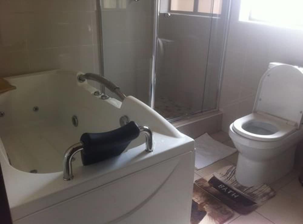 Cycad Palm Guest House Standard Double Room, 1 Double Bed, Non Smoking 9