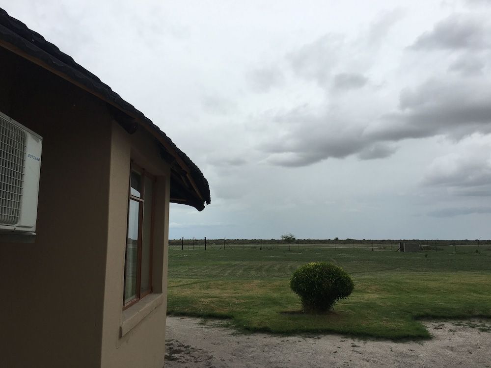 Xere Lodge Standard Room 4