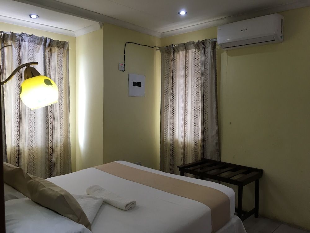 Xere Lodge Standard Room 3