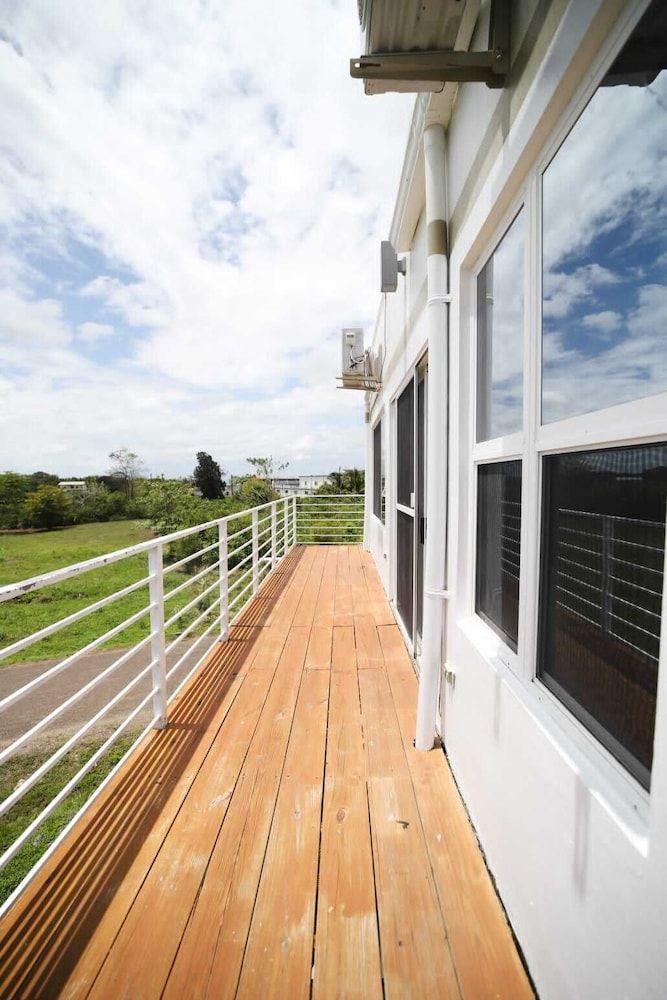 The Ansen Place Lovely Penthouse in the Garden City 4