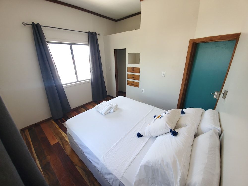 Panoramic Apartment, 2 Bedrooms, Sea View, Beachside