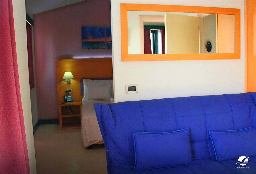 Hotel Belvedere Mindelo, Cape Verde Family Room, 2 Bedrooms, Non Smoking, Sea View 10
