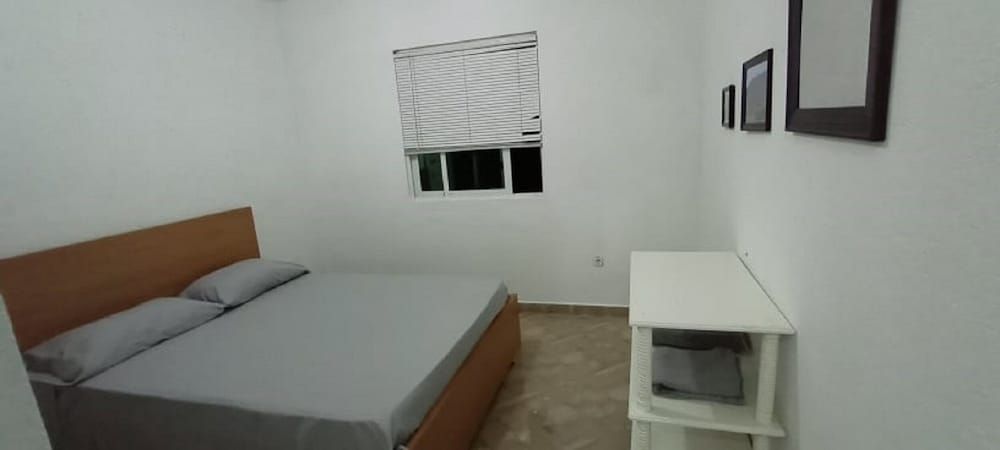 Single Room, 1 Bedroom, Smoking