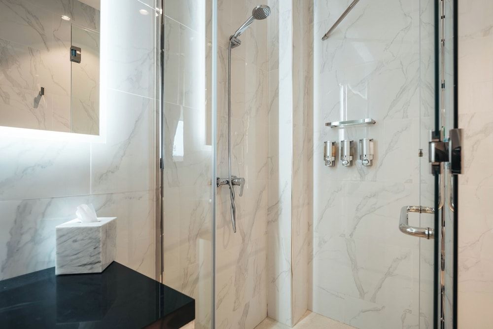 Elements Hotel & Shops Executive Studio Suite, 1 King Bed with Sofa bed, Balcony, Ocean View 10