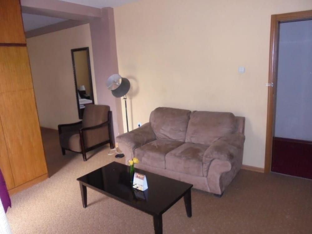 undefined Pacific Hotel 9