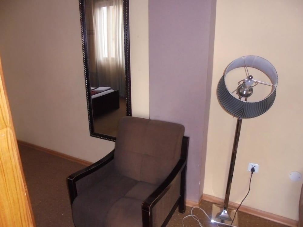 undefined Pacific Hotel 7