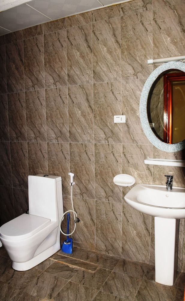 Olympia Guest House Comfort Double Room 9