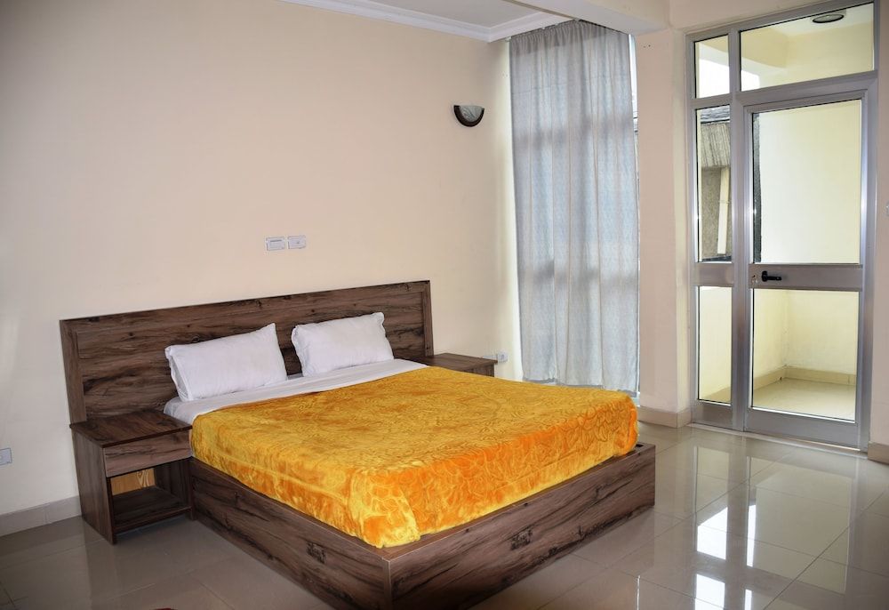 Olympia Guest House Comfort Double Room 5