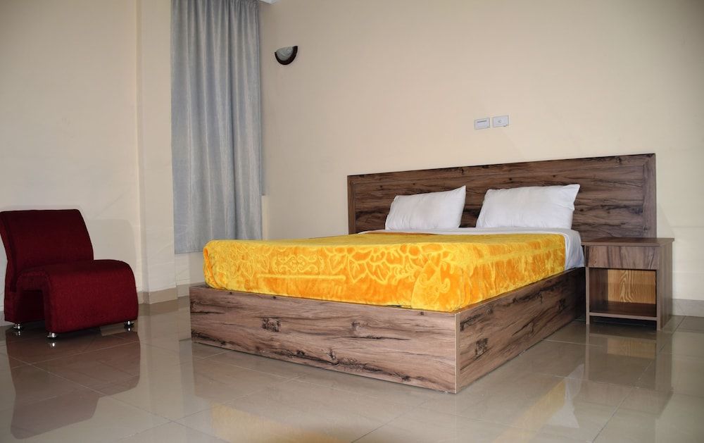 Olympia Guest House Comfort Double Room 4