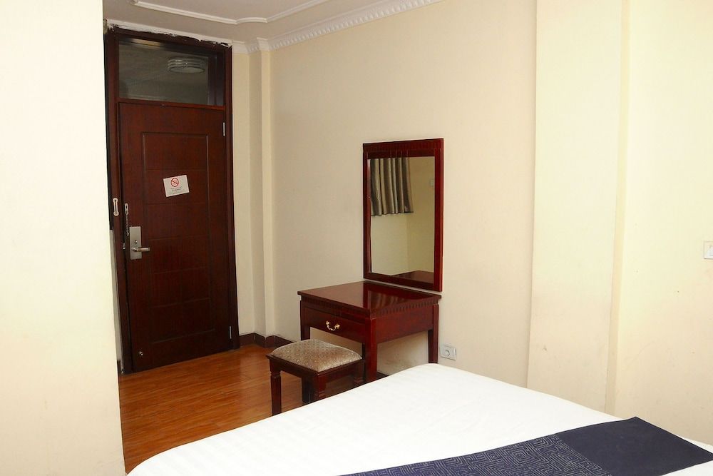 undefined Blue Wave Hotel 3