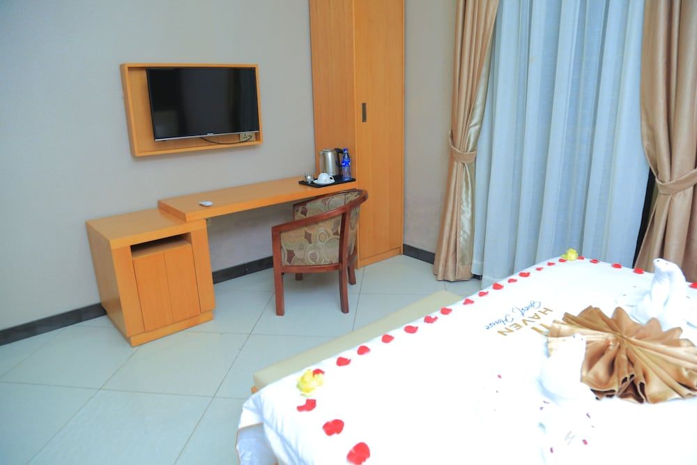 undefined Haven Hotel 3