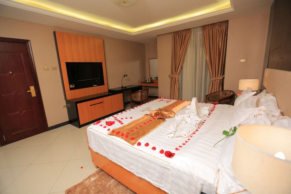 undefined Haven Hotel 2