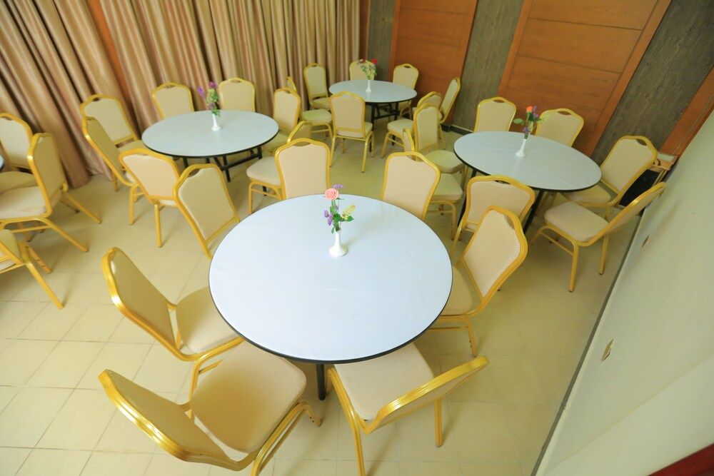 undefined Haven Hotel 9