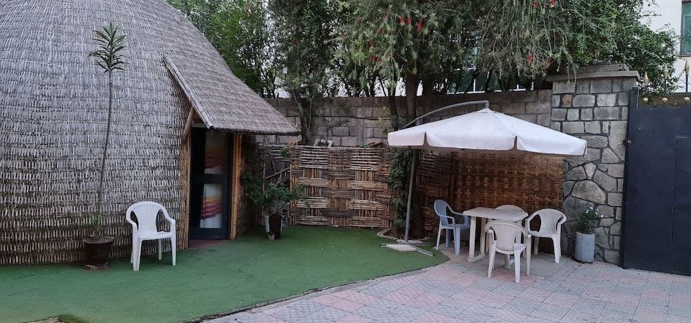 undefined Lucy Guest House B&B 8