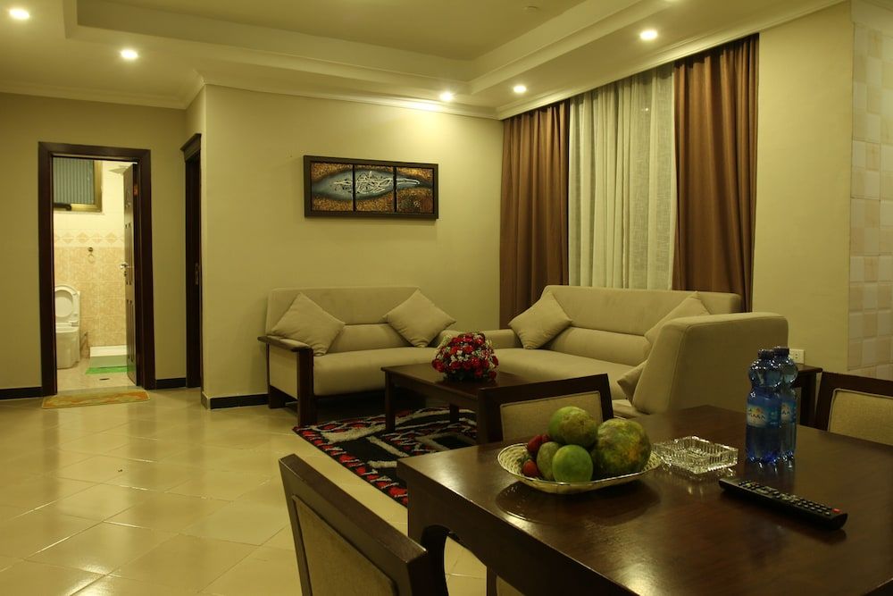 Geza Apartment Hotel Family Suite, Multiple Beds, Smoking, Kitchen 4