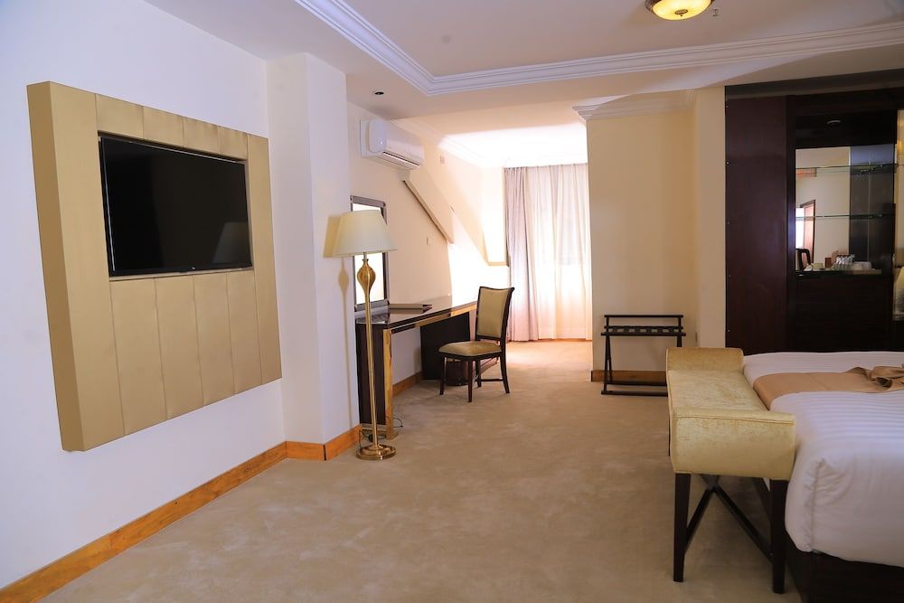 SUNLAND INTERNATIONAL HOTEL Single Room 8