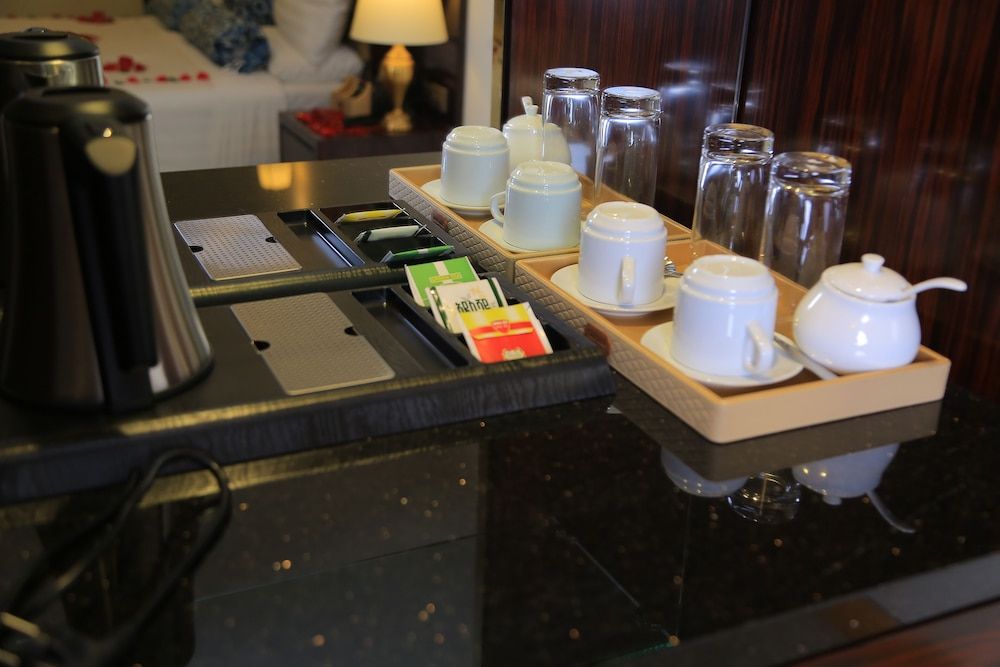 SUNLAND INTERNATIONAL HOTEL Single Room 11