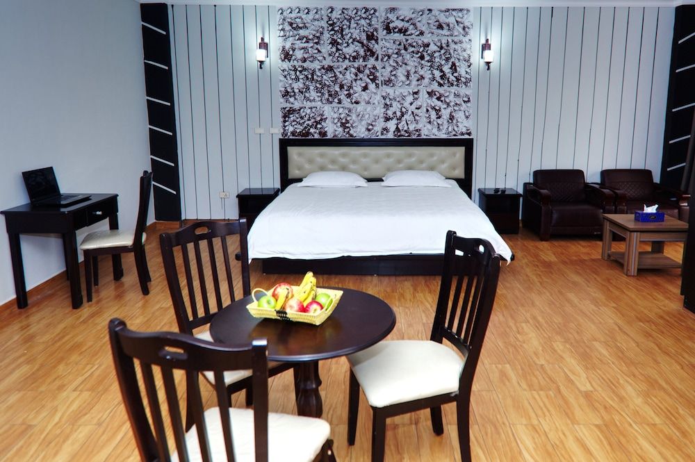 undefined Right Guest House 8